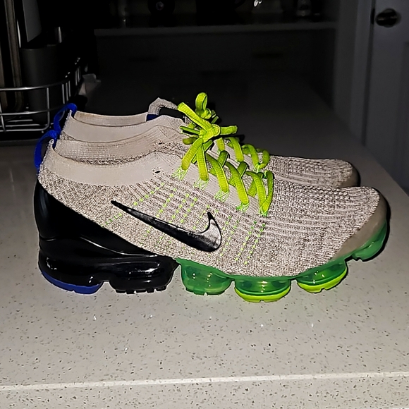 Nike Air Vapormax Flyknit mens size